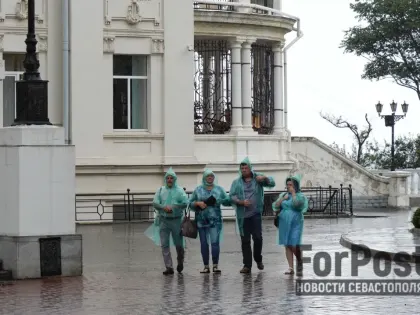 Севастополь прощается с теплом перед зимой