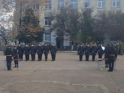 Молодое пополнение  бригады береговой обороны приняло присягу