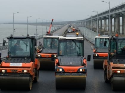 Движение транспорта по левой стороне Крымского моста запустят в феврале