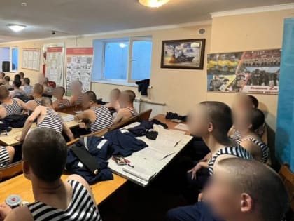 Миссионерская лекция в Крымской военно-морской базе