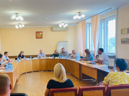 Общественная палата Севастополя и Управление Минюста России по Севастополю провели информационный круглый стол для некоммерческих организаций