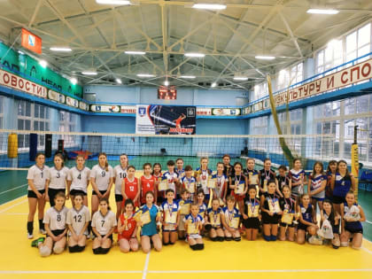 Открытое Первенство Балаклавского муниципального округа по волейболу продолжается