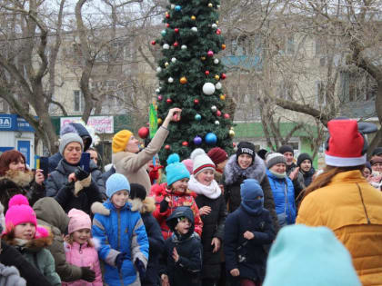 Рождественский крестный ход и праздник на Северной стороне