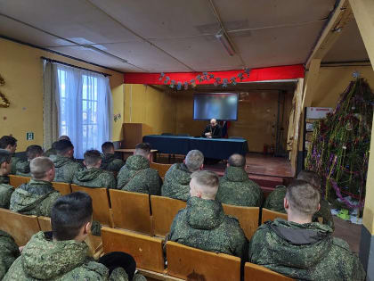 Беседа в бригаде береговой обороны с воинами контрактной службы о Рождестве Христовом