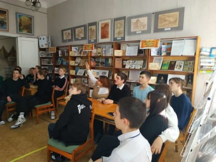 «Не мысля гордый свет забавить…»