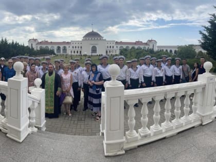 Курсанты Черноморского высшего военно-морского училища имени П.С. Нахимова идут в морской поход