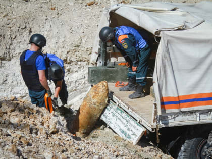Бомба времён ВОВ, найденная вблизи учреждения здравоохранения в Севастополе, уничтожена силами МЧС России