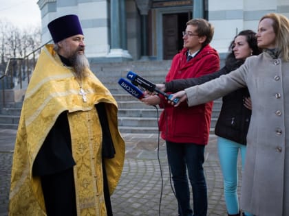 В Князь-Владимирском соборе-усыпальнице адмиралов освящены Андреевские флаги для кораблей Черноморского флота