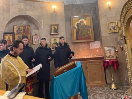 Праздник Сретения Господня молитвенно отметили в храме великомученика Георгия Победоносца