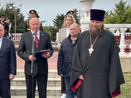 В Севастополе почтили память павших при проведении специальной военной операции воинов [фото]