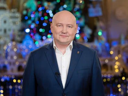 Михаил Развожаев поздравил севастопольцев с Новым годом