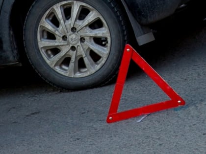 Сбил двоих детей в сквере и уехал "бесправный" водитель в Керчи