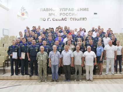 За мужество и отвагу: в Севастополе состоялось торжественное собрание в честь празднования 147-й годовщины со дня образования пожарной охраны региона