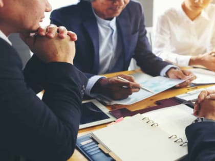 Деньги за кадры: как поддержат предприятия Севастополя?