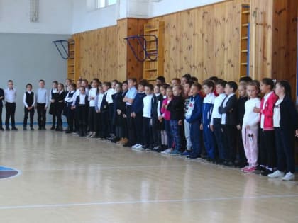 В Севастополе в рамках «Недели права» стражи порядка призвали школьников вести здоровый образ жизни – без вредных привычек