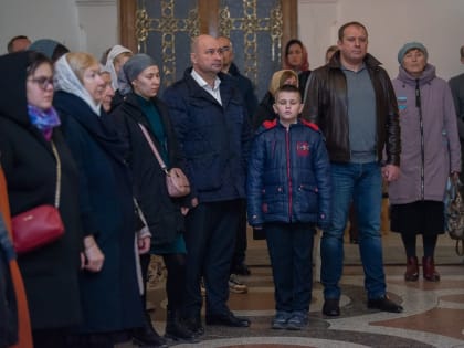 Божественная литургия в праздник Крещения Господня в Свято-Владимирском соборе в Херсонесе