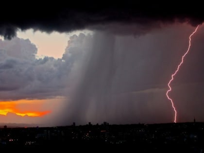 Дожди и грозы ожидаются в ближайшие дни в Севастополе