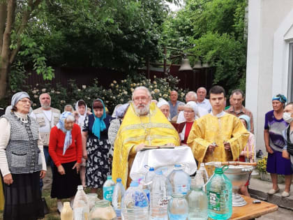 Престольный праздник отметила община храма святителя Луки Крымского пос. Сахарная головка