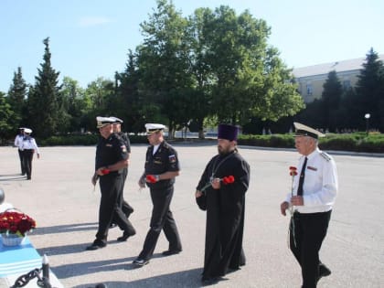 В ЧВВМУ им. П.С.Нахимова почтили память великого адмирала