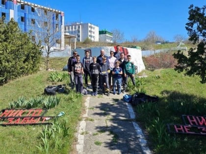 В преддверии Дня Победы жители Гагаринского района привели в порядок артиллерийский дот №34