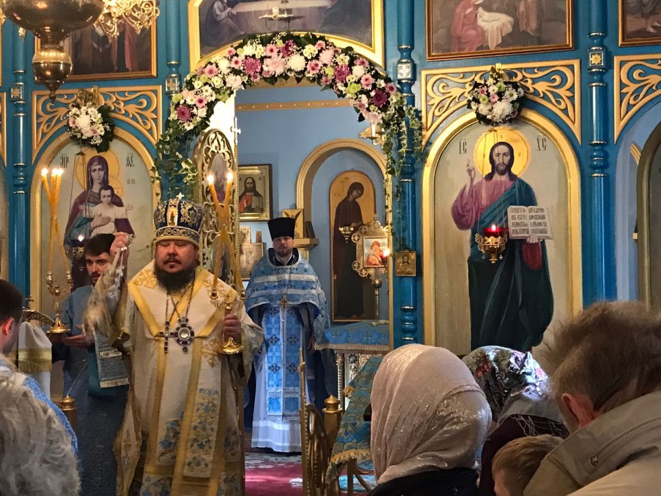 Служба ноябрь. 8 Ноября престольный праздник. Симферопольская Матерь Божья икона. Праздник Симферопольской иконы Божьей матери. 8 Ноября праздник православный.