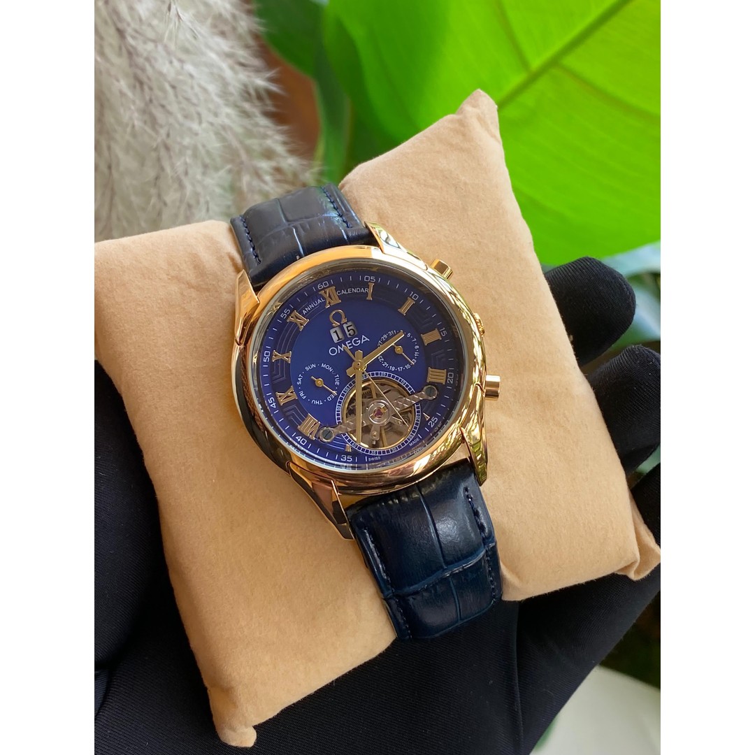 OMEGA CHRONOGRAPH AUTOMATIC  WATCH