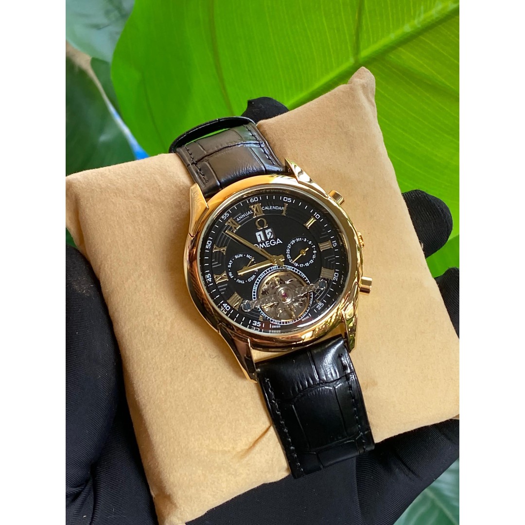 OMEGA CHRONOGRAPH AUTOMATIC WATCH