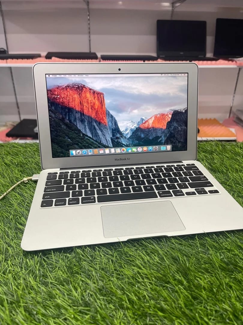 MACBOOK AIR 2015 3