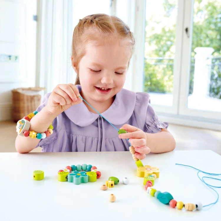 Hape Kit de bijoux perlés à faire soi-même Ensemble de bijoux perlés - photo 3