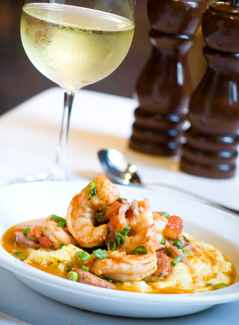 The best seafood in Charleston South Carolina includes southern staples like shrimp and grits.