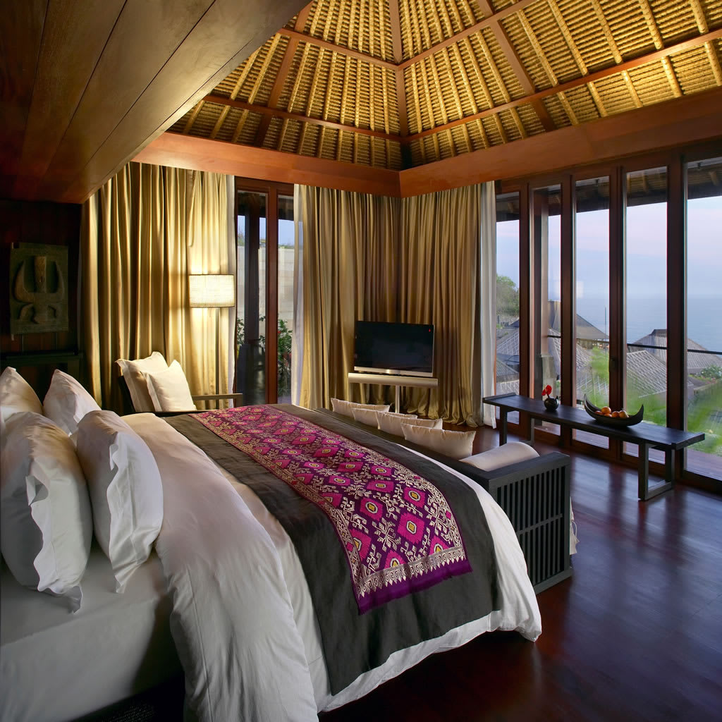 Bvlgari Resort Bali ocean view pool villa with panoramic Indian Ocean vista — Panigrahana