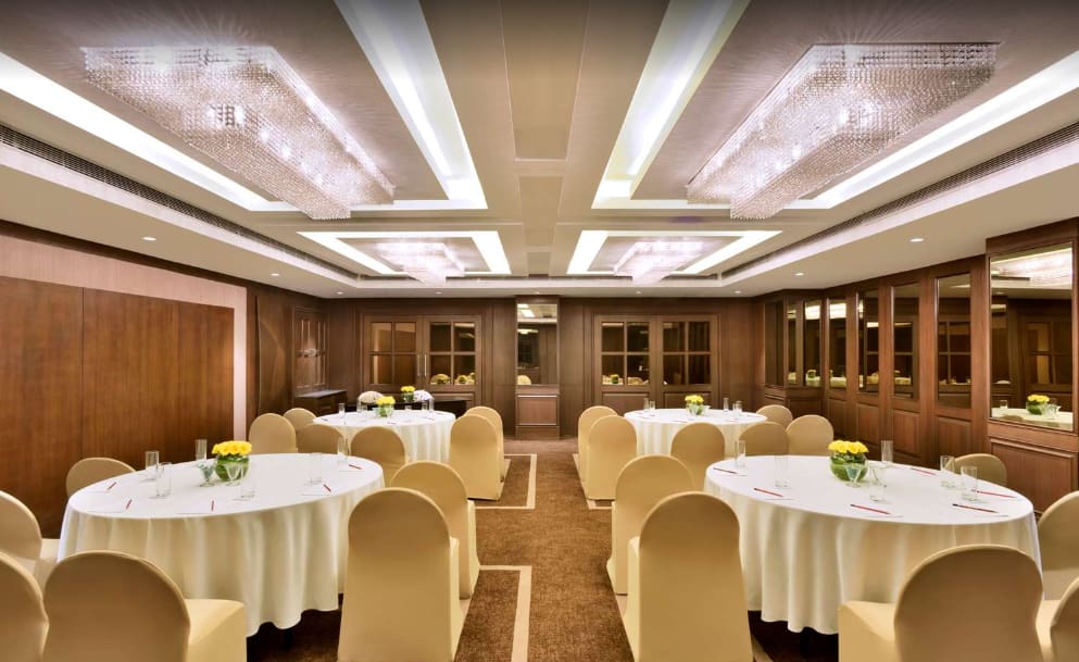 Radisson Blu Atria Bangalore Palace Road 4-star hotel wedding venue exterior — Panigrahana