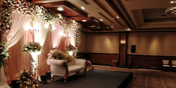 Vivanta Bengaluru Residency Road 5-star hotel wedding with heritage architecture backdrop — Panigrahana