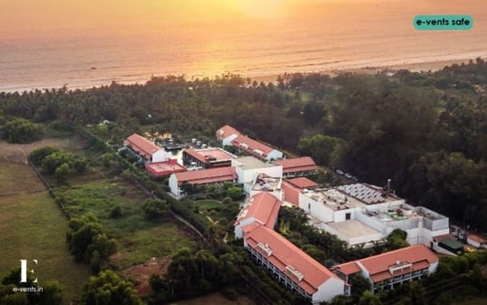 Planet Hollywood Goa ballroom and banquet hall setup for grand Indian wedding reception — Panigrahana
