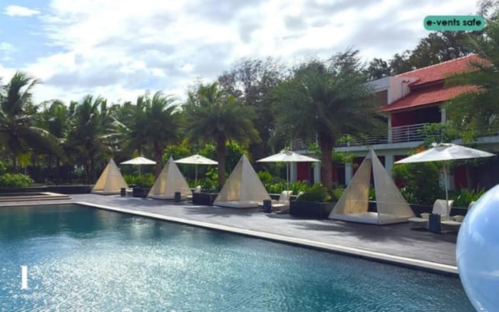 Planet Hollywood Goa beach and sand area decorated for evening sangeet ceremony — Panigrahana