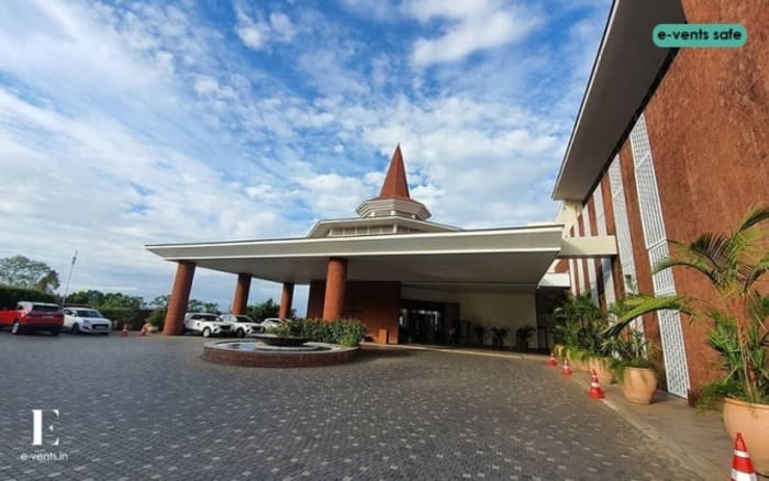 DoubleTree Hilton Panaji ballroom reception hall setup for grand Indian wedding — Panigrahana