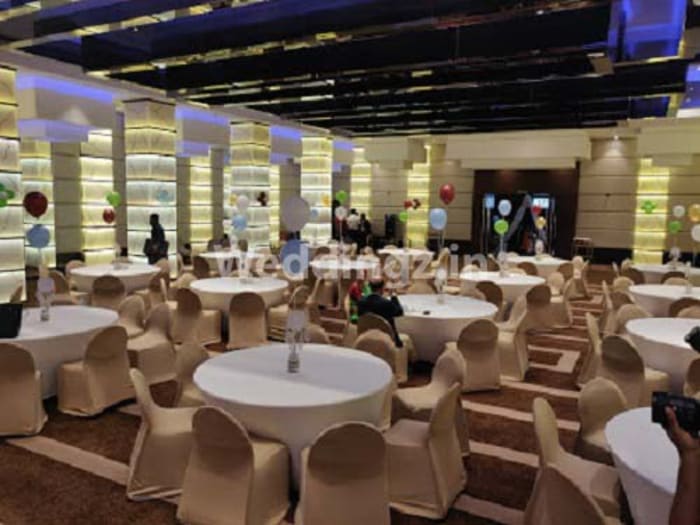 Radisson Blu Atria Bangalore Chancery banquet hall decorated for wedding reception — Panigrahana