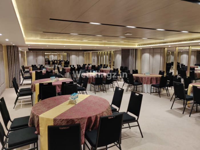 Radisson Blu Atria Bangalore wedding venue with 400-guest capacity and luxury decor — Panigrahana