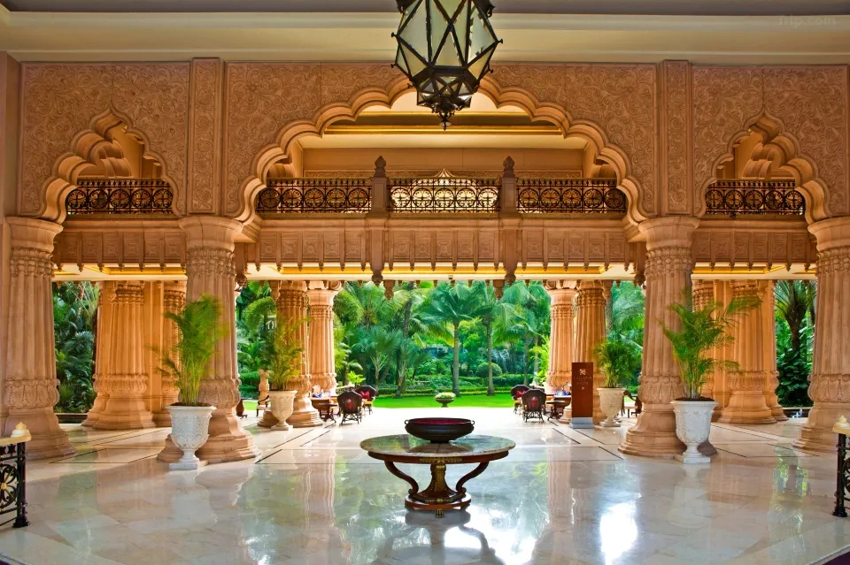 Floral stage decor at an elegant Bangalore wedding — Panigrahana