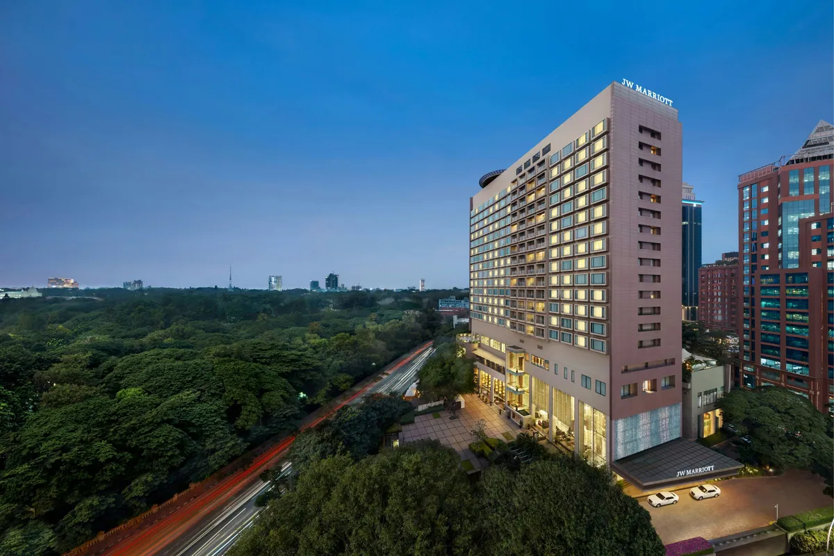 JW Marriott Bengaluru luxury wedding venue with elegant table settings near UB City — Panigrahana