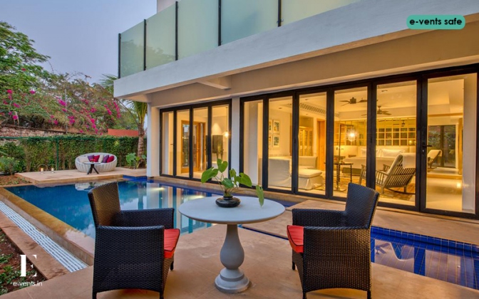 Floral mandap decor at a Goa beach wedding