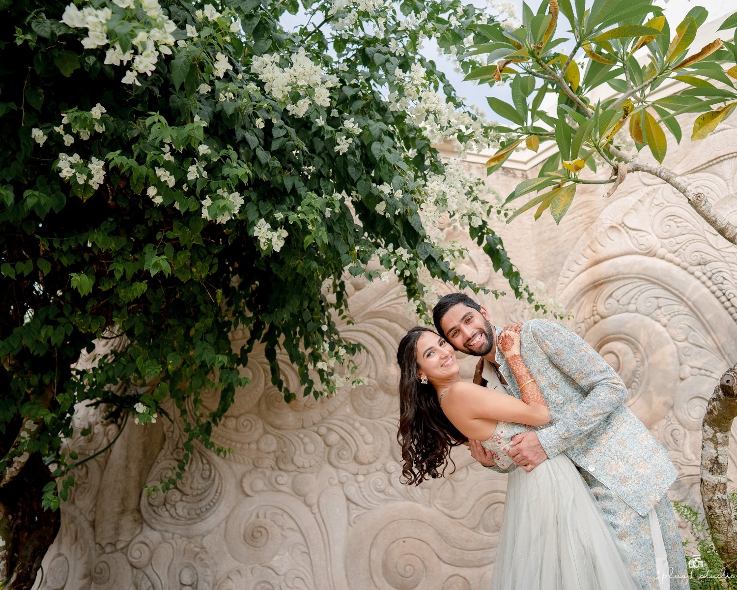 Kerala destination wedding with tropical floral decor