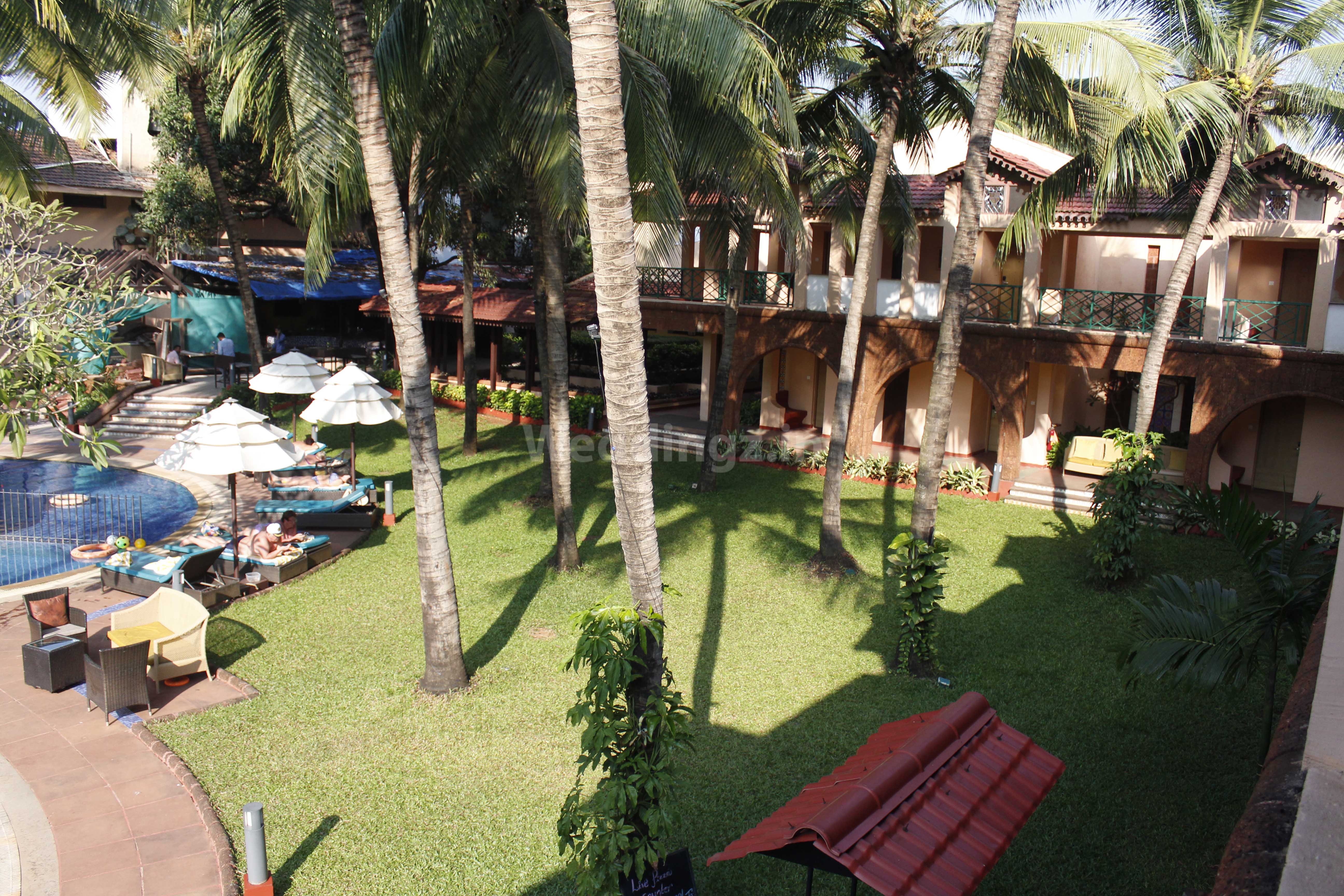 Lemon Tree Amarante Beach Resort Goa poolside ceremony decor with fairy lights — Panigrahana