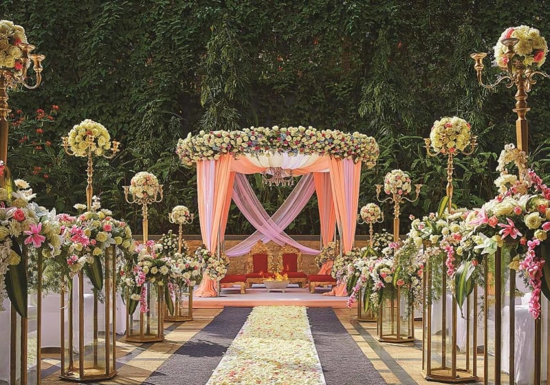 Shangri-La Bengaluru outdoor wedding ceremony