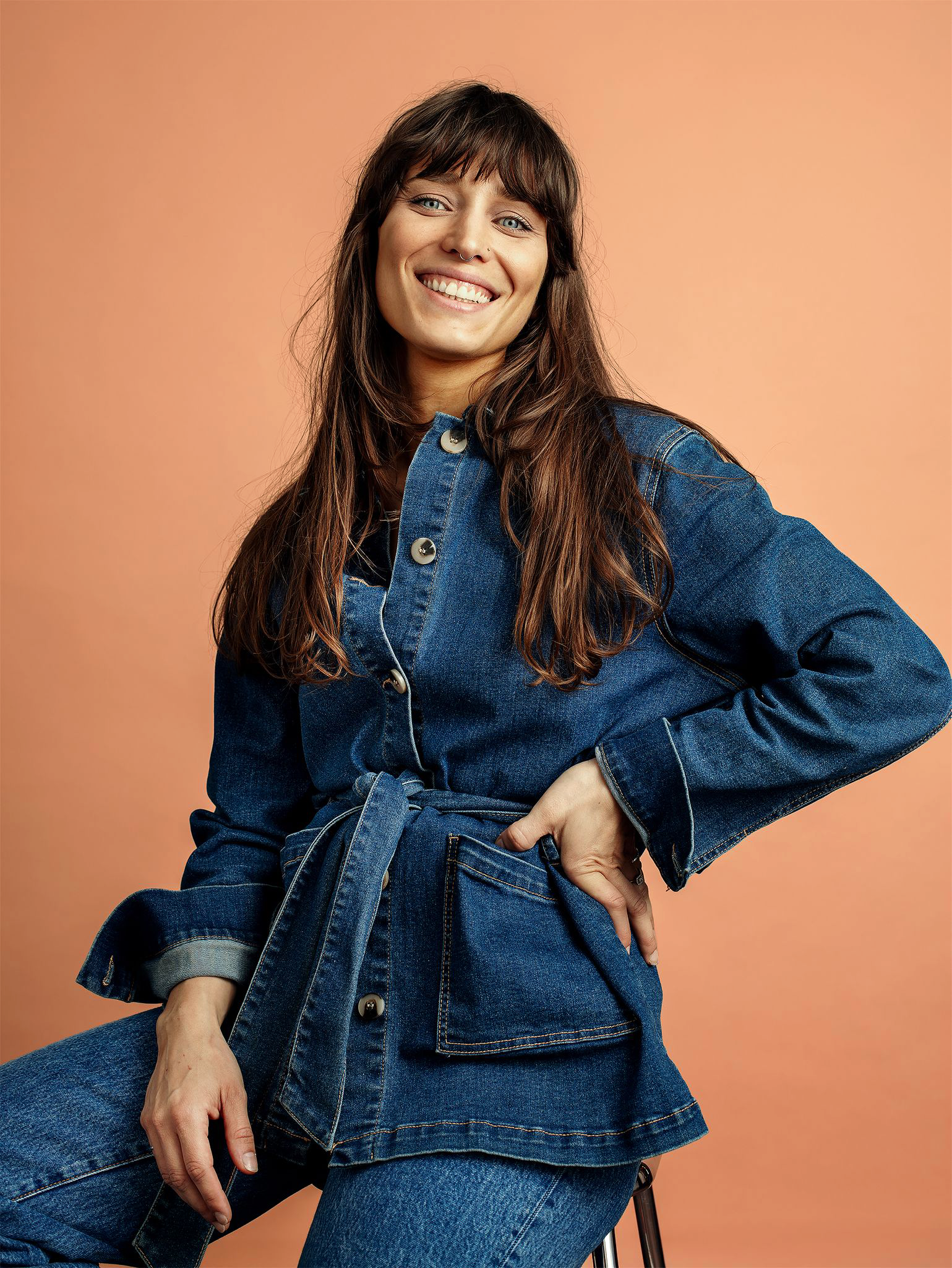 portrait Izabel Lind - fullstack developer and artist