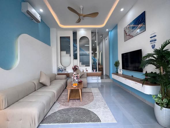 Spacious Modern House Near My Khe Beach Area — photo 3