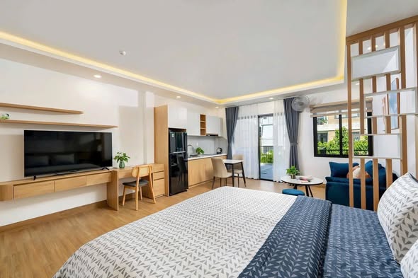 Spacious 3-Story Villa Rental Near My Khe Beach — photo 5