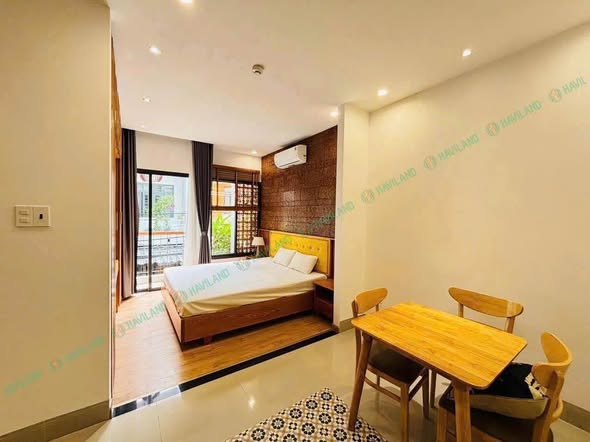 Prime Beachfront Apartment Steps from My Khe Beach — photo 2