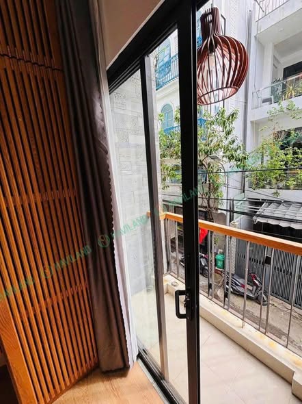 Prime Beachfront Apartment Steps from My Khe Beach — photo 4