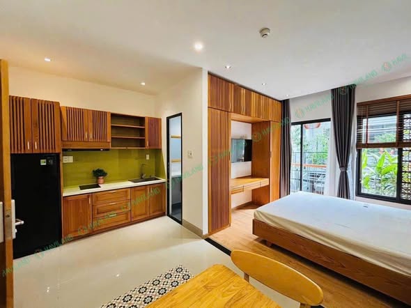 Prime Beachfront Apartment Steps from My Khe Beach — photo 5